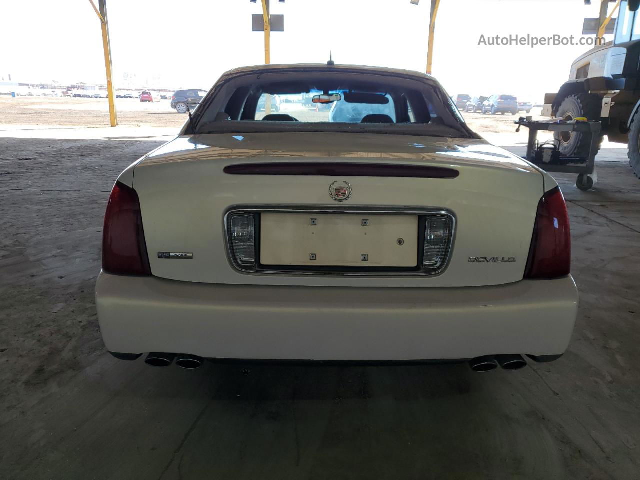 2005 Cadillac Deville  White vin: 1G6KD54Y65U121547