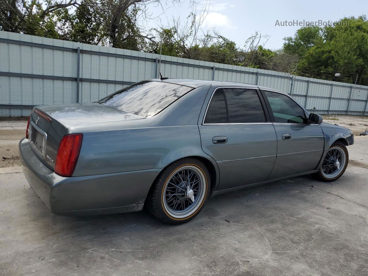 2005 Cadillac Deville  Gray vin: 1G6KD54Y65U125498