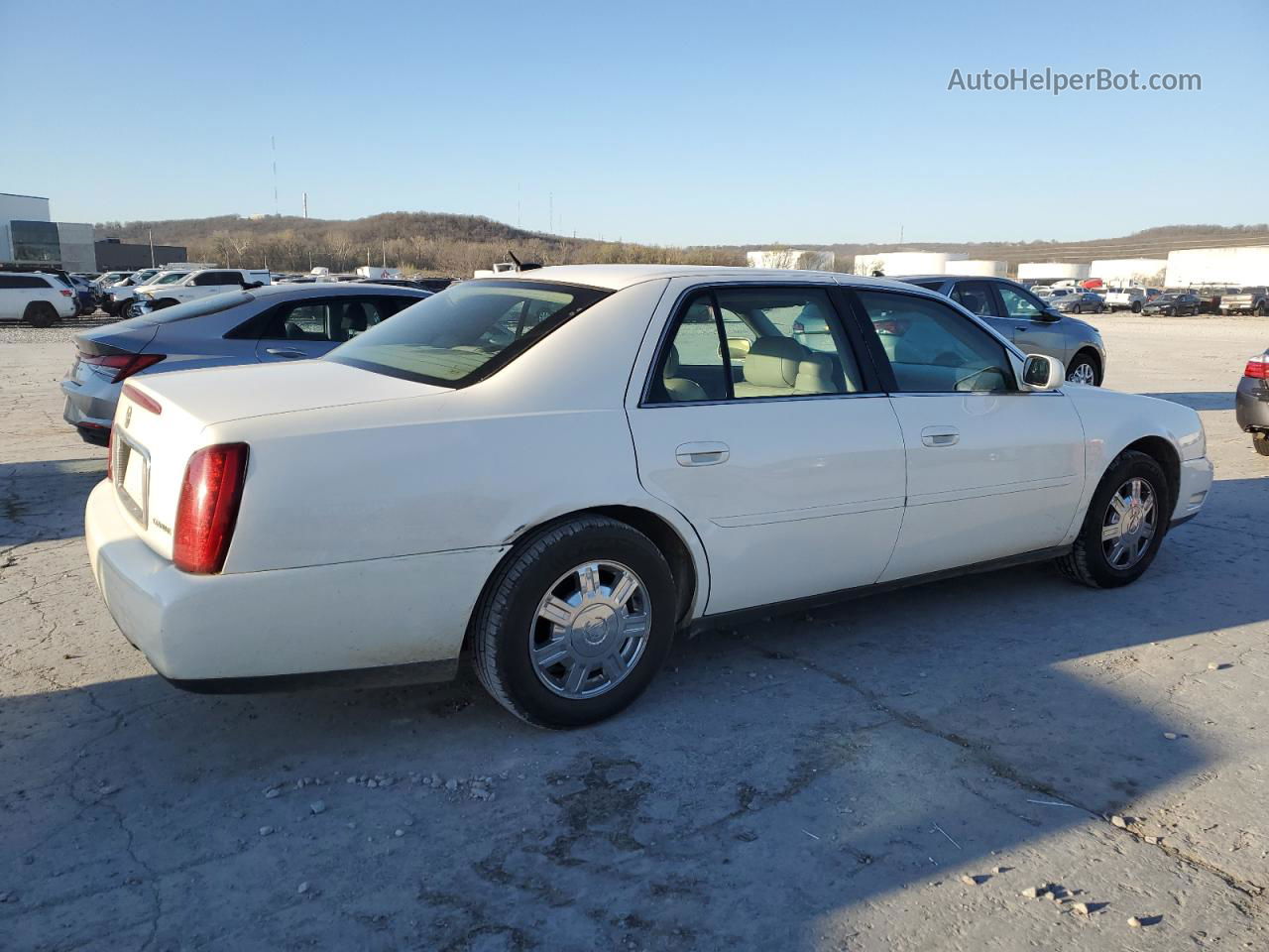 2005 Cadillac Deville  Белый vin: 1G6KD54Y65U254552