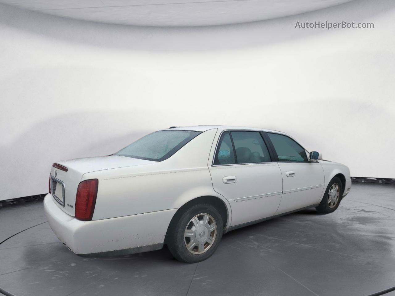 2005 Cadillac Deville  White vin: 1G6KD54Y75U107687