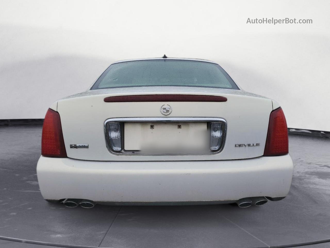 2005 Cadillac Deville  White vin: 1G6KD54Y75U107687