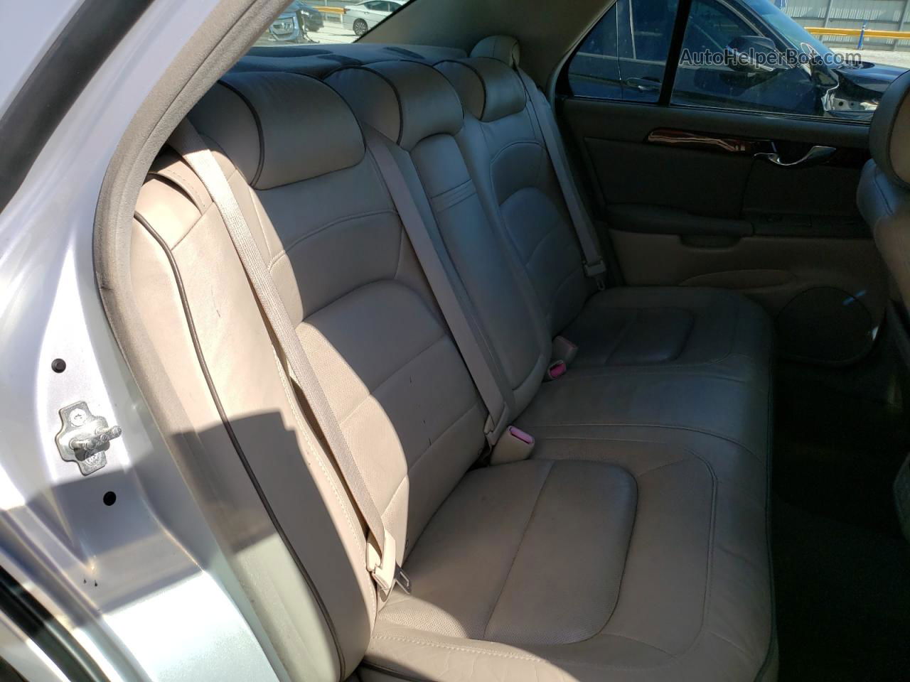 2005 Cadillac Deville  Silver vin: 1G6KD54Y95U230844