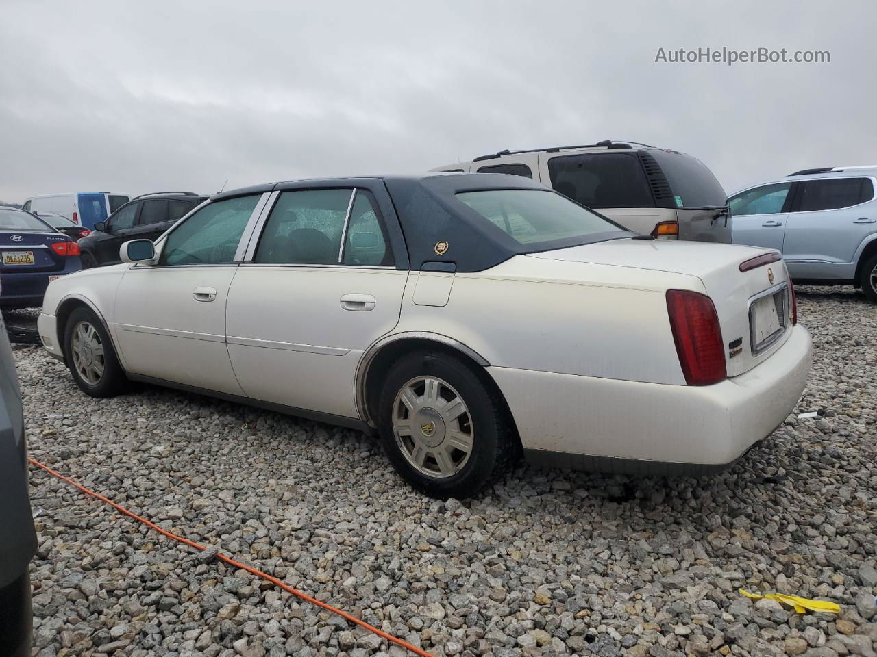 2005 Cadillac Deville  White vin: 1G6KD54YX5U194355