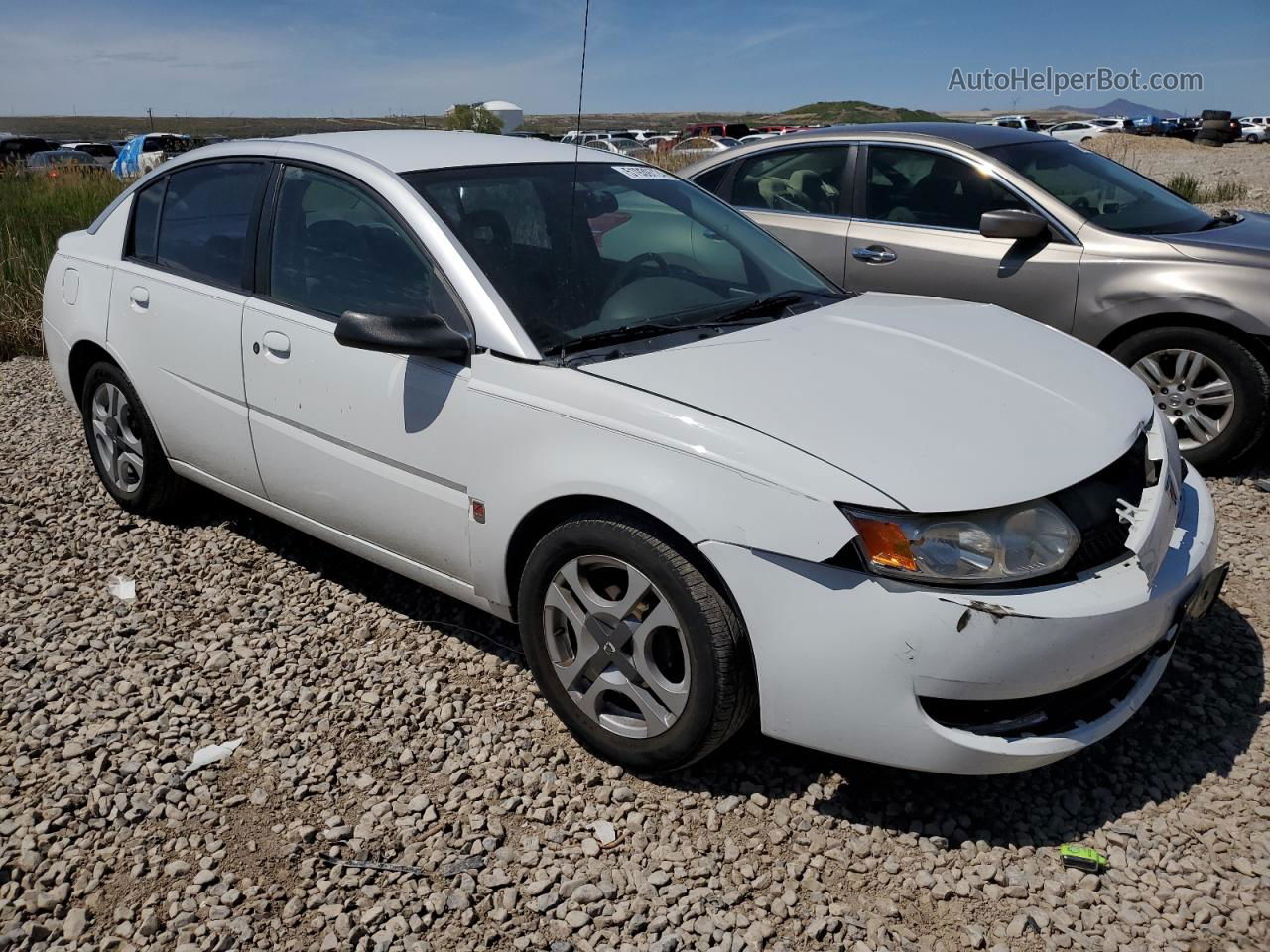 2003 Saturn Ion Level 3 White vin: 1G8AL52F73Z115828