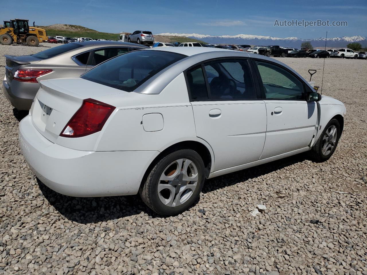 2003 Saturn Ion Level 3 White vin: 1G8AL52F73Z115828