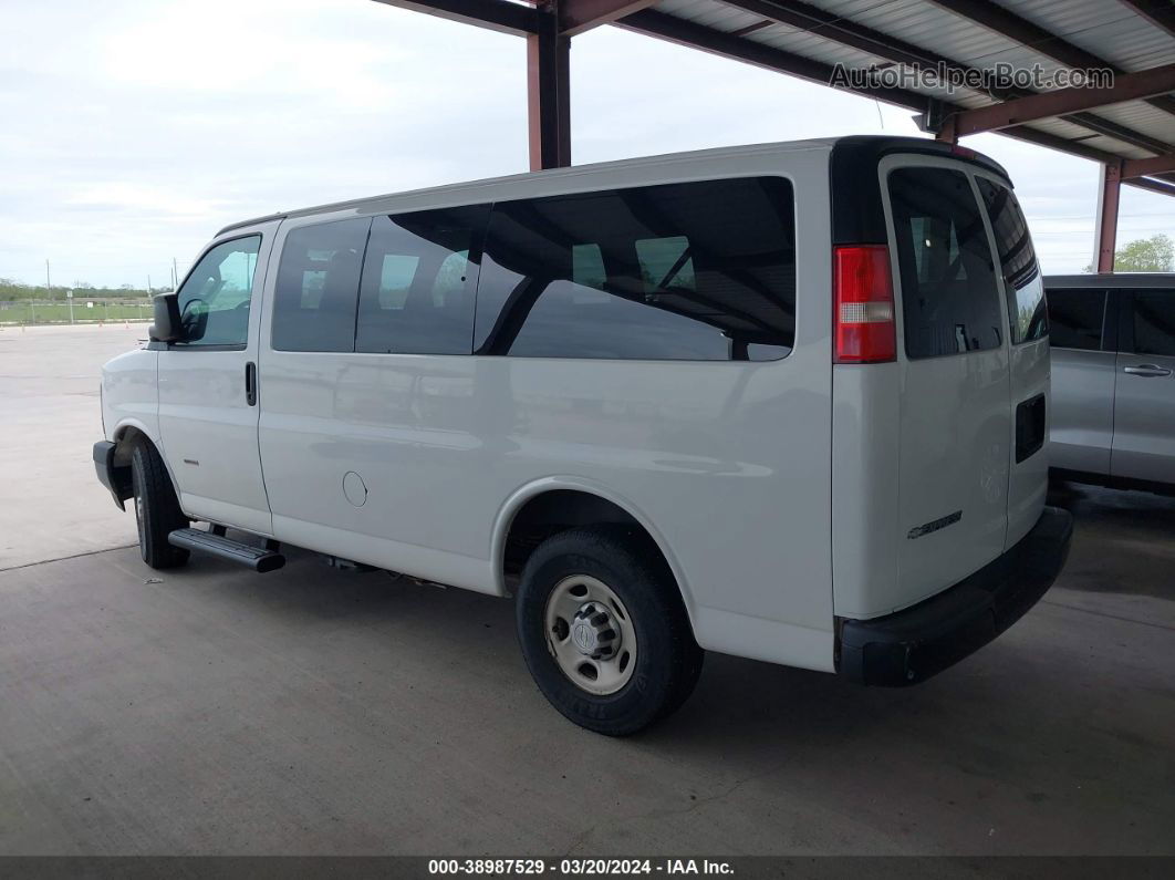 2017 Chevrolet Express 2500   White vin: 1GAWGEF15H1281925