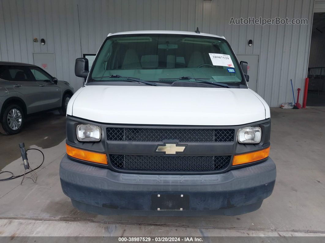 2017 Chevrolet Express 2500   White vin: 1GAWGEF15H1281925