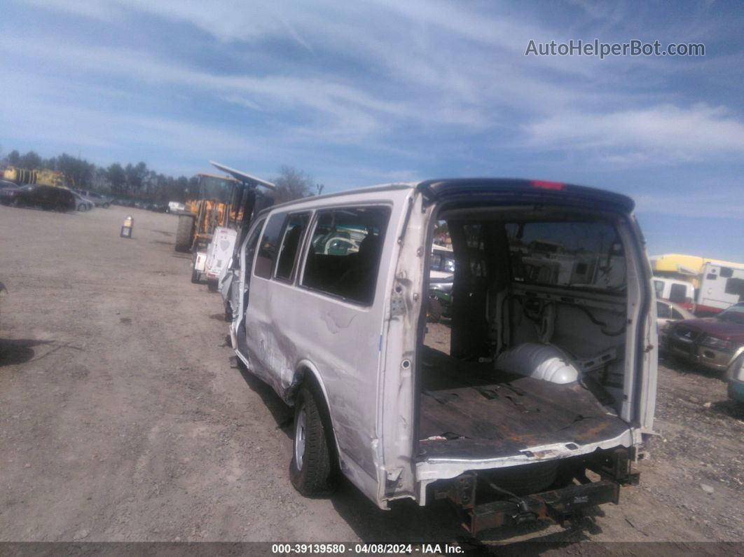 2017 Chevrolet Express 2500 Ls White vin: 1GAWGEFG0H1352226