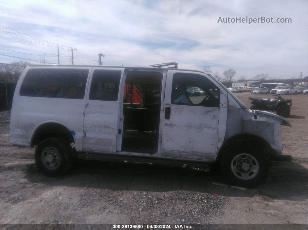 2017 Chevrolet Express 2500 Ls White vin: 1GAWGEFG0H1352226