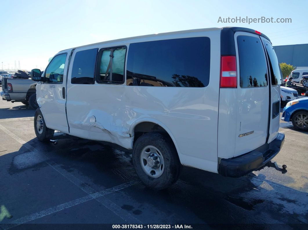 2017 Chevrolet Express 3500 Ls White vin: 1GAZGLFG8H1313871