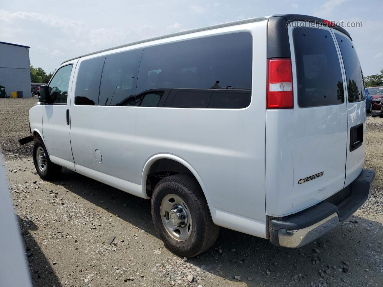 2017 Chevrolet Express G3500 Lt White vin: 1GAZGMFF6H1227326