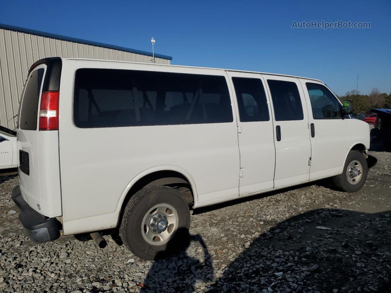 2017 Chevrolet Express G3500 Lt White vin: 1GAZGPFF6H1296499