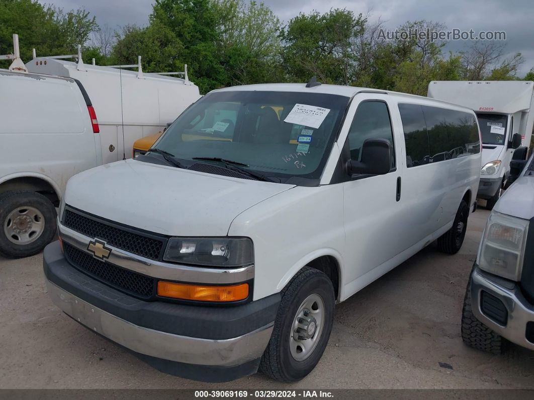 2017 Chevrolet Express 3500 Lt White vin: 1GAZGPFG0H1169191