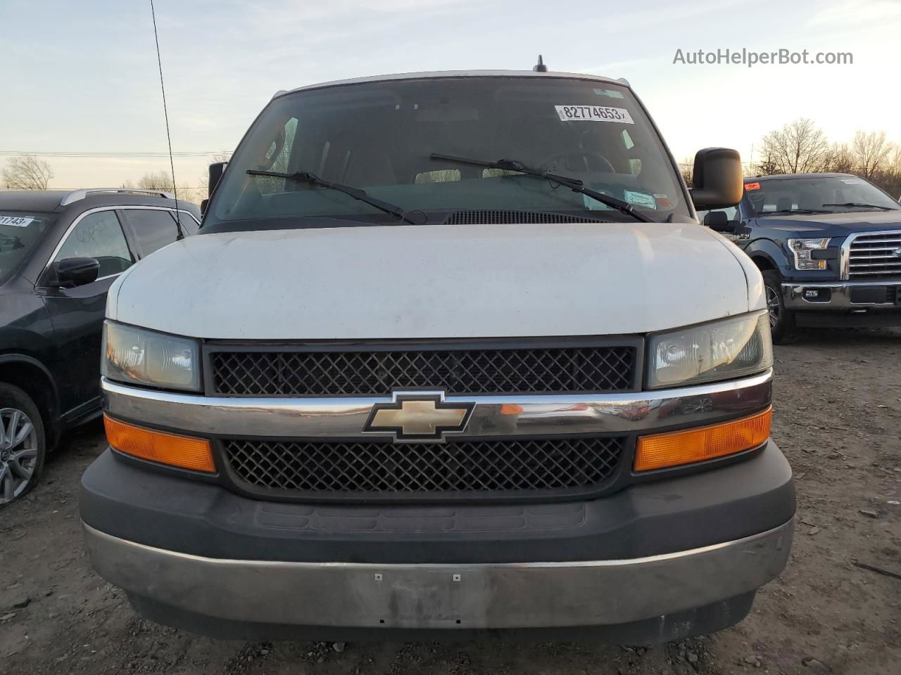 2017 Chevrolet Express G3500 Lt White vin: 1GAZGPFG8H1333836