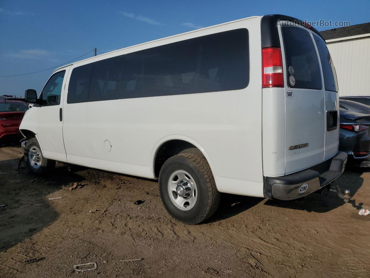 2017 Chevrolet Express G3500 Lt White vin: 1GAZGPFGXH1135257