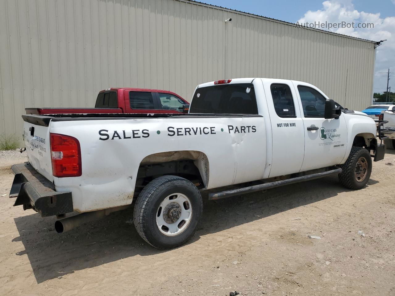 2013 Chevrolet Silverado C2500 Heavy Duty White vin: 1GB2CVC8XDZ356945