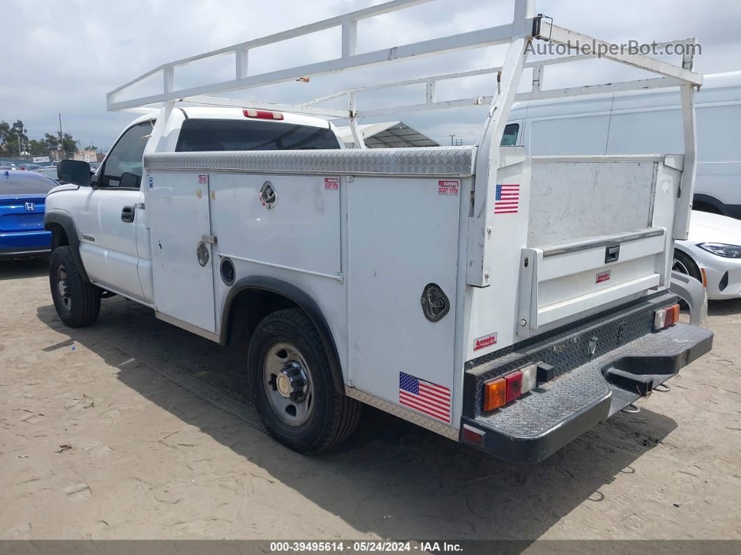 2003 Chevrolet Silverado C2500 Heavy Duty White vin: 1GBHC24U93E193733