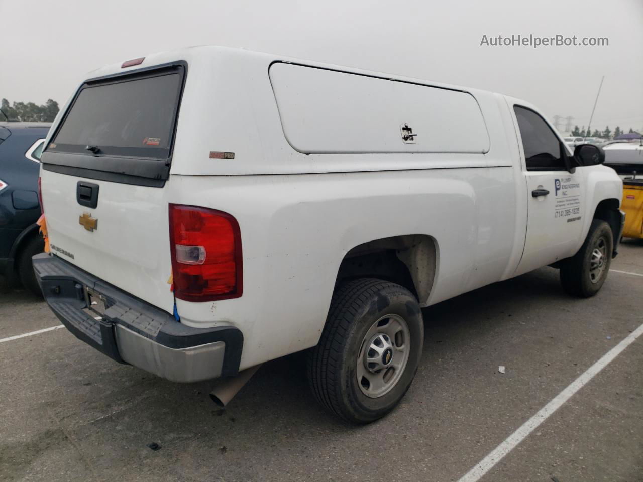 2013 Chevrolet Silverado C2500 Heavy Duty White vin: 1GC0CVCG4DF167039