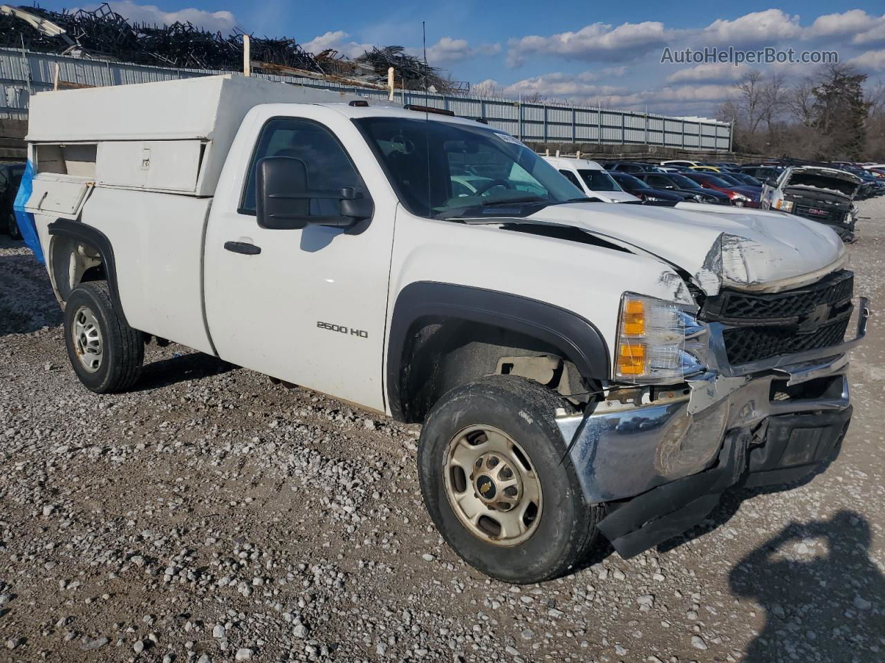 2013 Chevrolet Silverado K2500 Heavy Duty White vin: 1GC0KVCG6DF121473