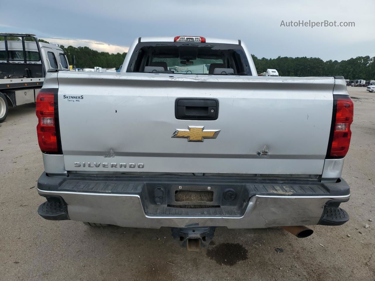 2019 Chevrolet Silverado K2500 Heavy Duty Silver vin: 1GC1KREGXKF104780