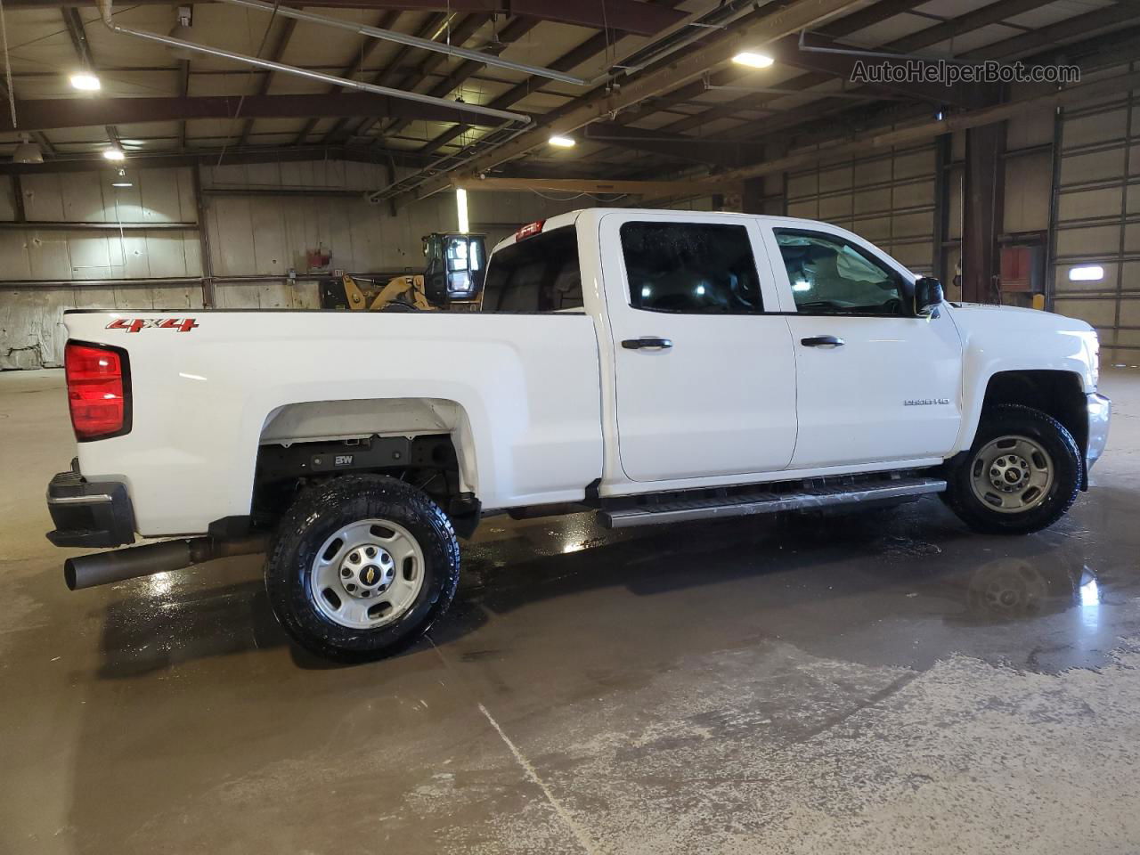 2019 Chevrolet Silverado K2500 Heavy Duty White vin: 1GC1KREY5KF124220