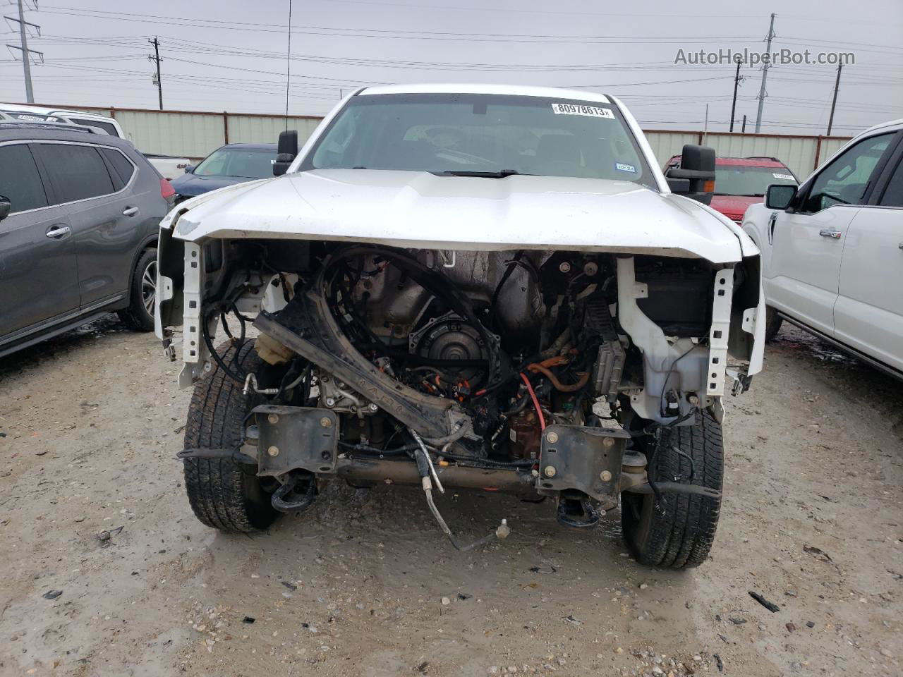 2016 Chevrolet Silverado K2500 Heavy Duty White vin: 1GC1KUE84GF227803