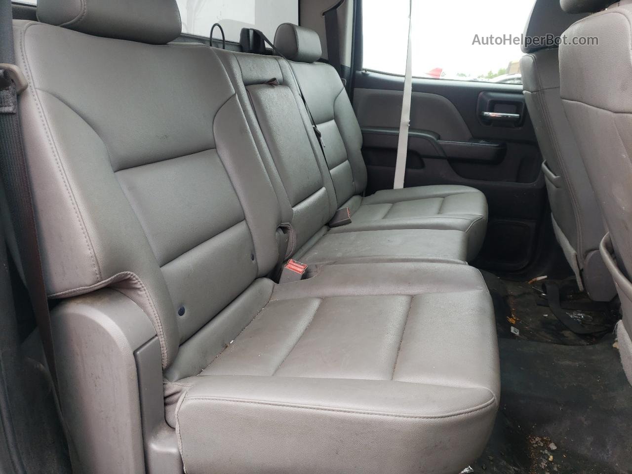 2018 Chevrolet Silverado K2500 Heavy Duty White vin: 1GC1KUEG1JF161600