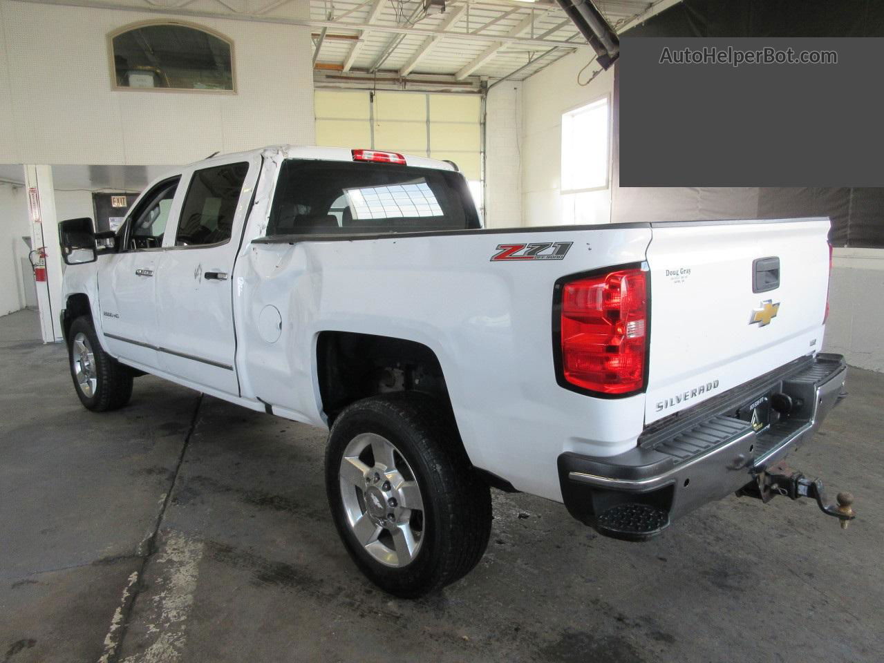 2016 Chevrolet Silverado K2500 Heavy Duty Ltz White vin: 1GC1KWE82GF308083