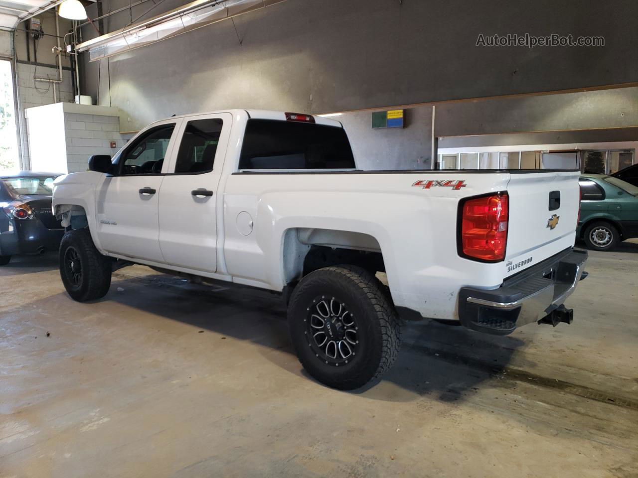 2015 Chevrolet Silverado K2500 Heavy Duty White vin: 1GC2KUEG5FZ557653