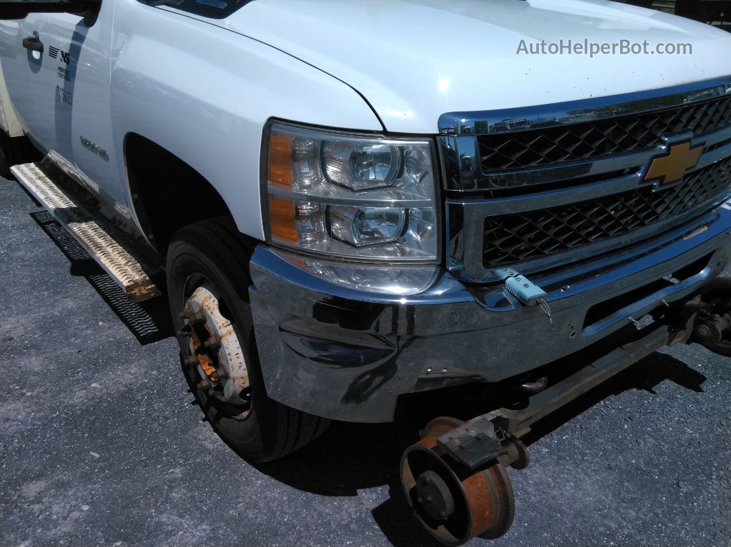 2013 Chevrolet Silverado 3500hd Work Truck White vin: 1GC2KZCG2DZ339151