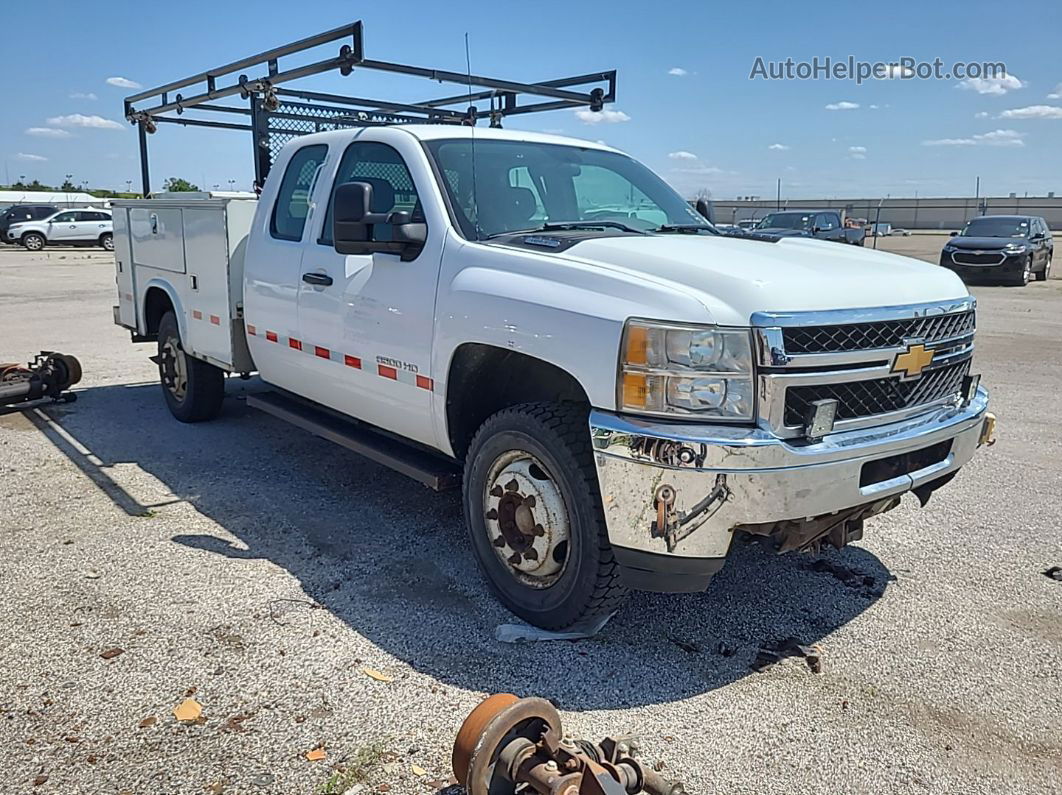 2013 Chevrolet Silverado 3500hd Work Truck White vin: 1GC2KZCG2DZ342874