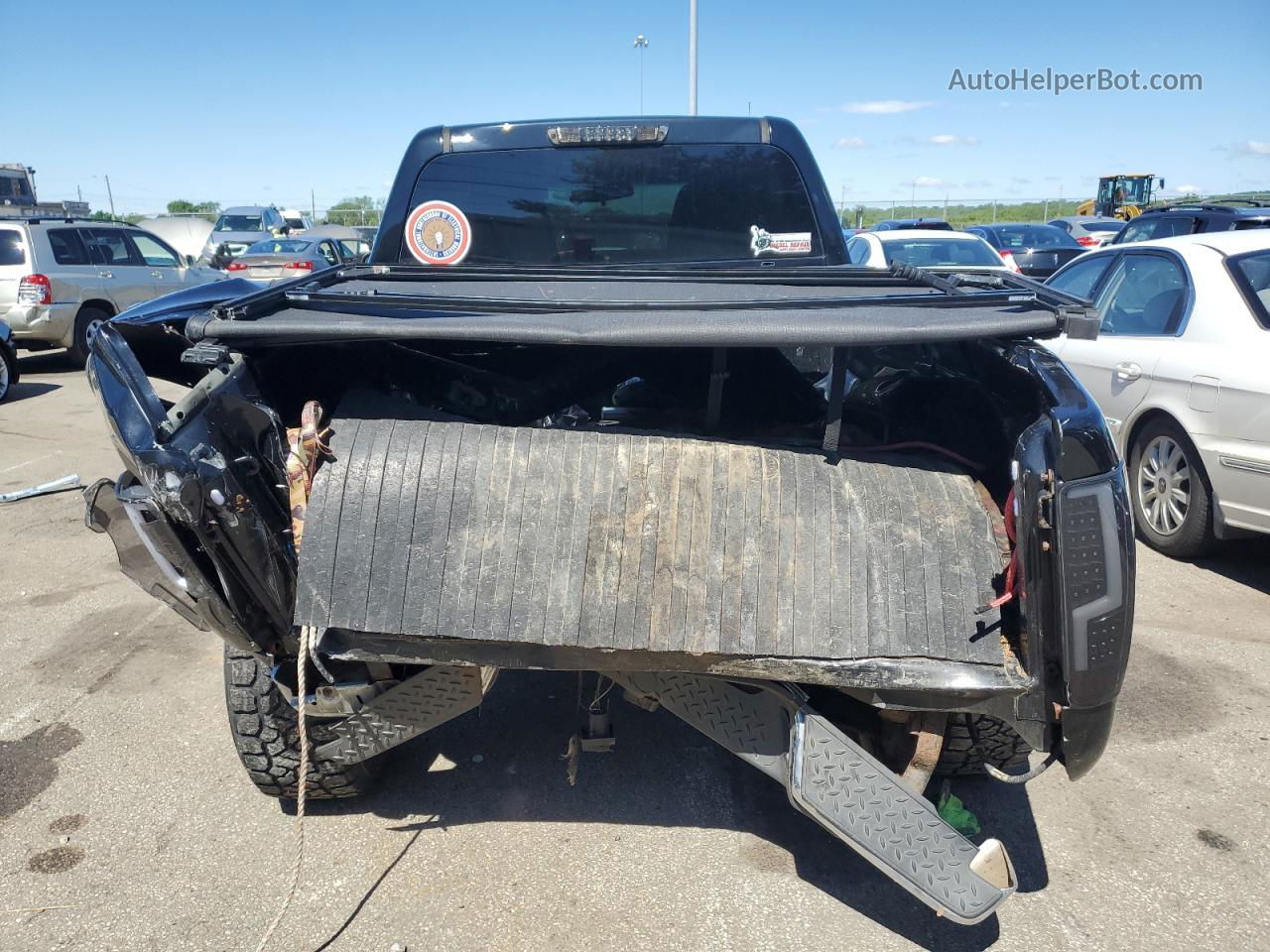 2006 Chevrolet Colorado  Black vin: 1GCDT146468296969