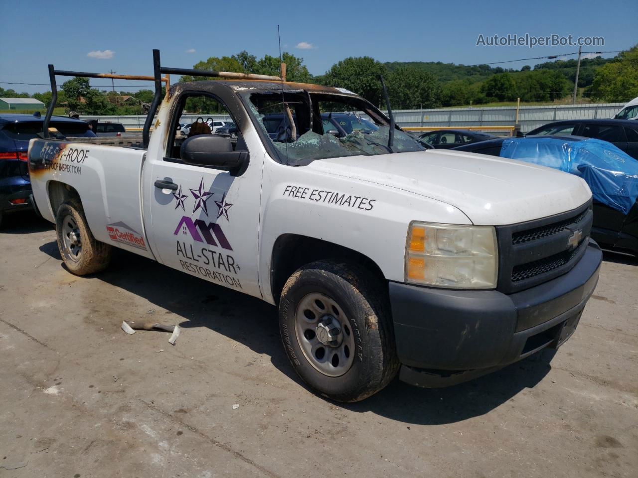 2008 Chevrolet Silverado C1500 White vin: 1GCEC14CX8E125741