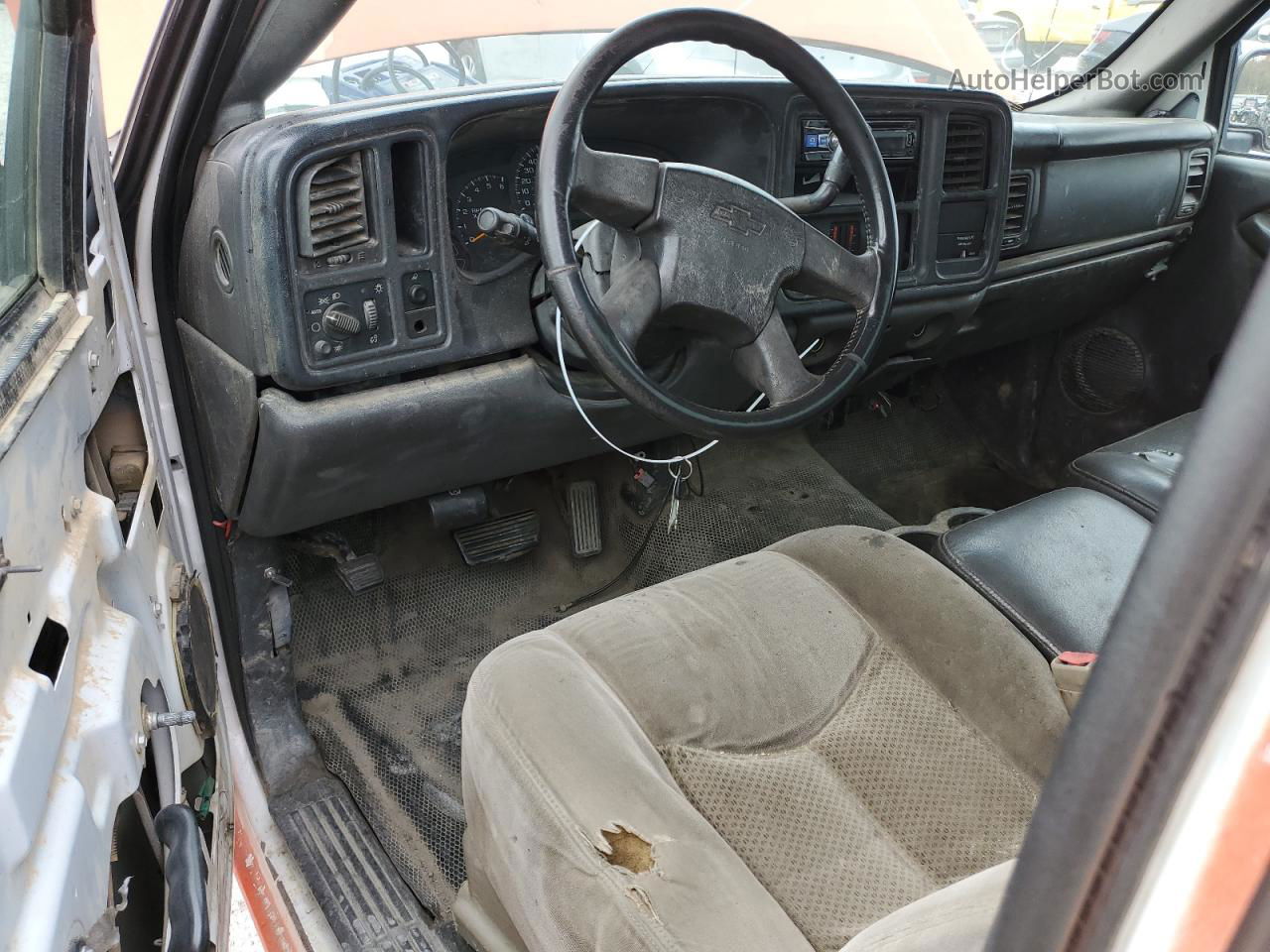 2003 Chevrolet Silverado C1500 Orange vin: 1GCEC14V13Z344820