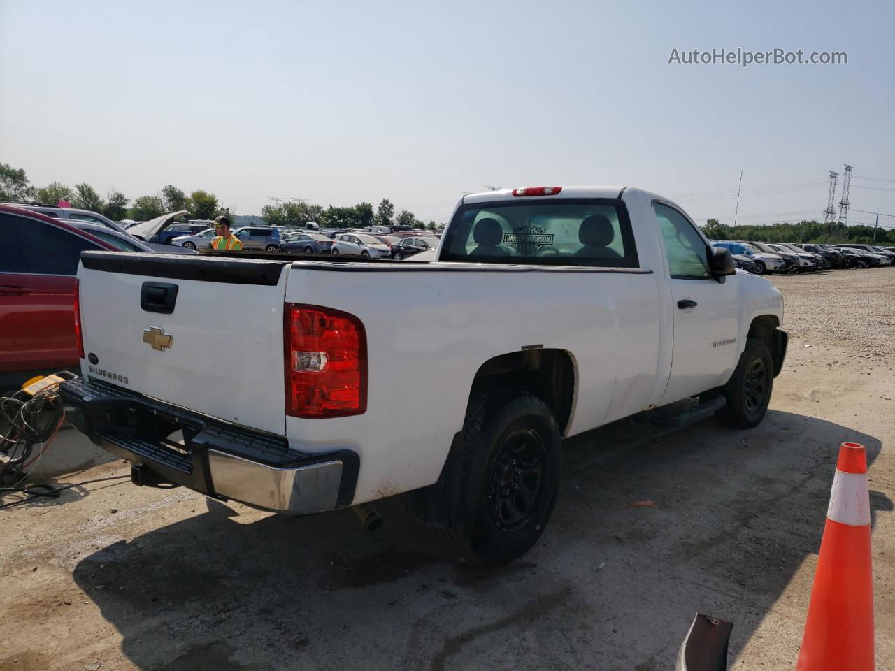 2008 Chevrolet Silverado C1500 White vin: 1GCEC14X18Z163127