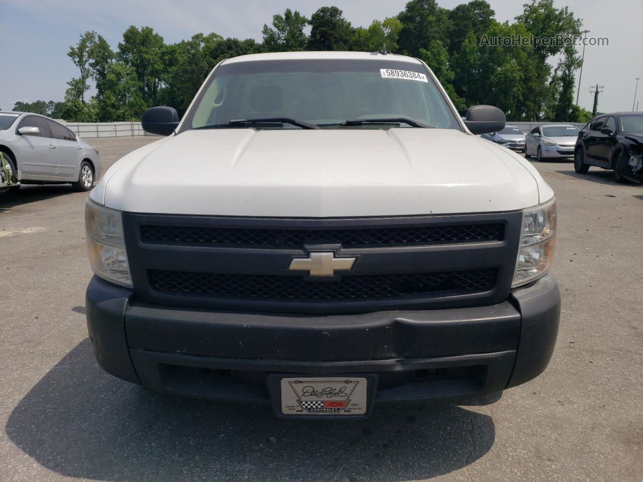 2008 Chevrolet Silverado C1500 White vin: 1GCEC14X28Z188120