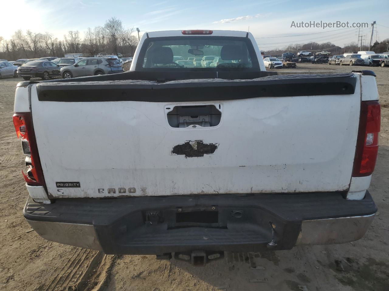 2008 Chevrolet Silverado C1500 White vin: 1GCEC14X38Z141551