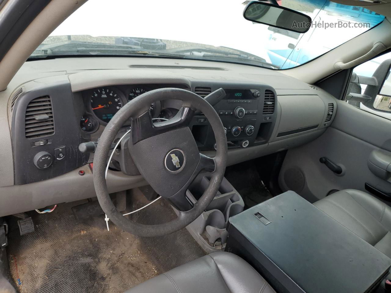 2008 Chevrolet Silverado C1500 White vin: 1GCEC14X48Z139713