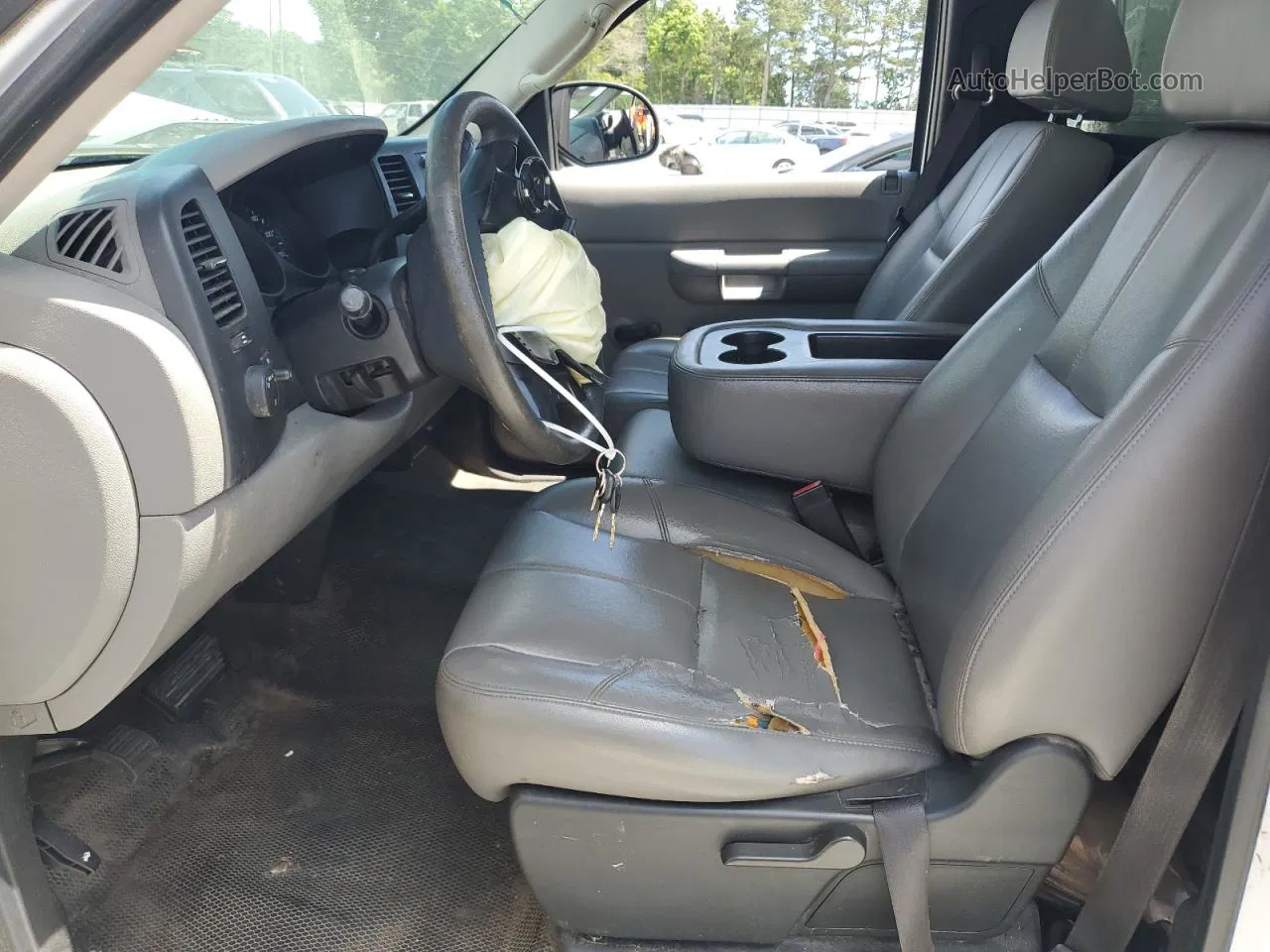 2008 Chevrolet Silverado C1500 White vin: 1GCEC14X68Z116093