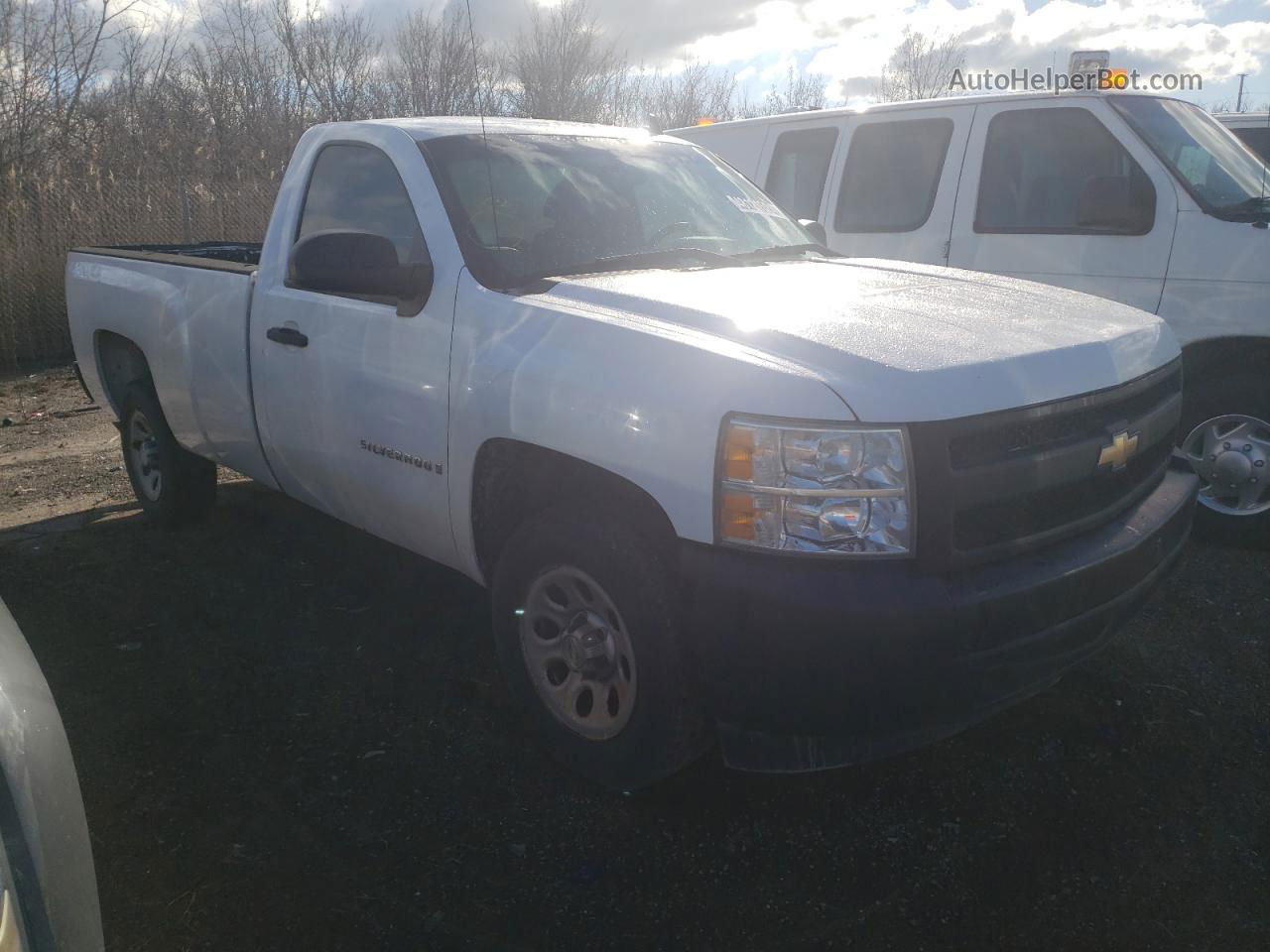 2008 Chevrolet Silverado C1500 White vin: 1GCEC14X78Z223752