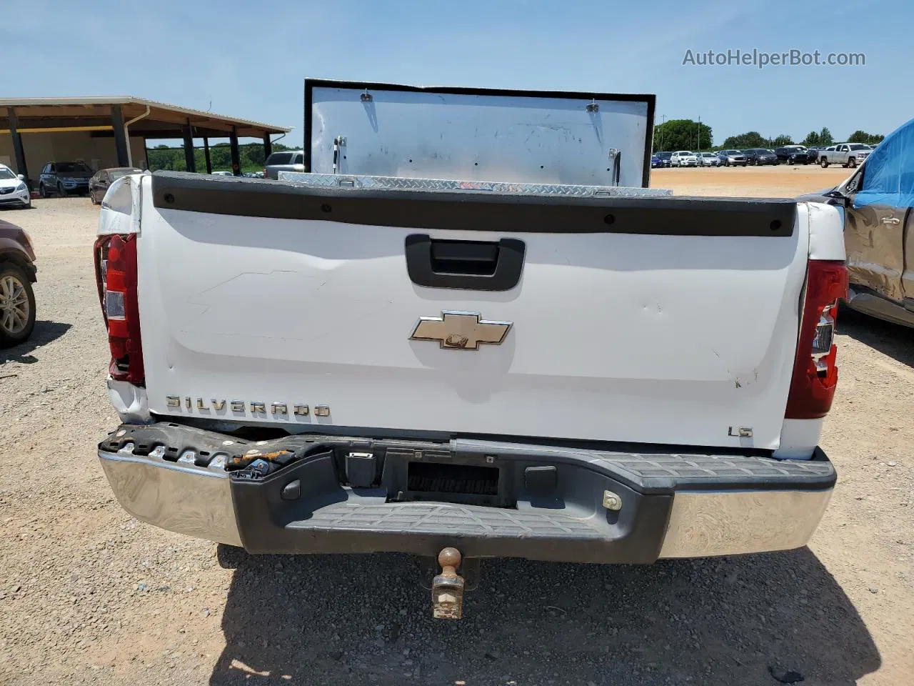 2008 Chevrolet Silverado C1500 White vin: 1GCEC19C88Z178004