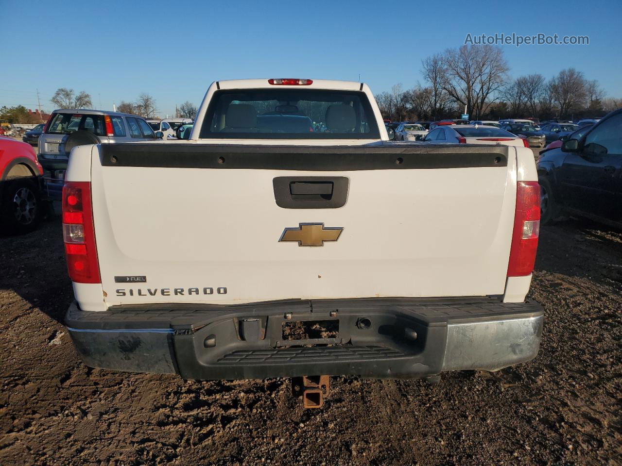 2008 Chevrolet Silverado K1500 White vin: 1GCEK14078E139573