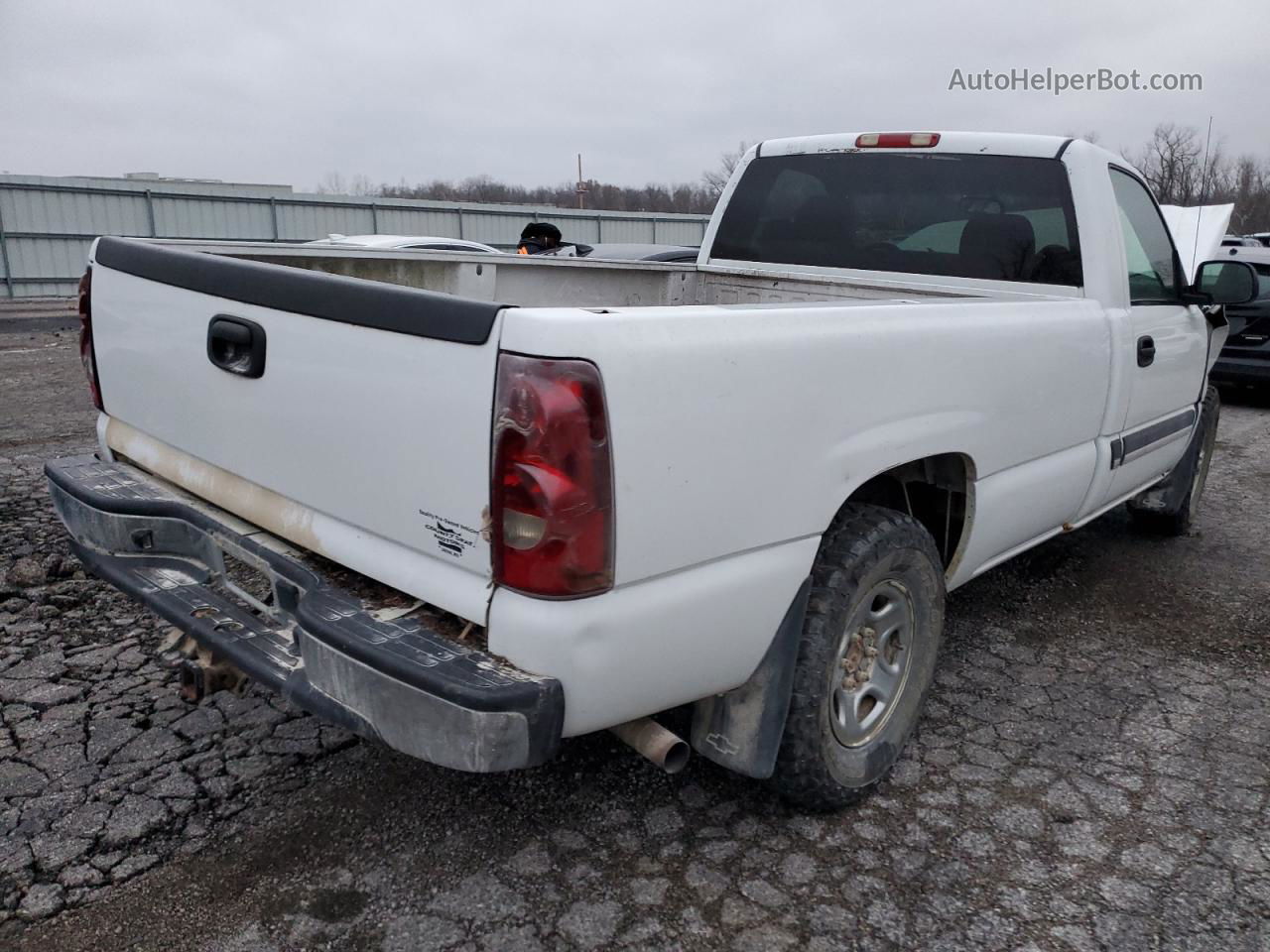 2003 Chevrolet Silverado K1500 White vin: 1GCEK14X43Z156457