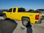 2008 Chevrolet Silverado K1500 Yellow vin: 1GCEK190X8Z297956