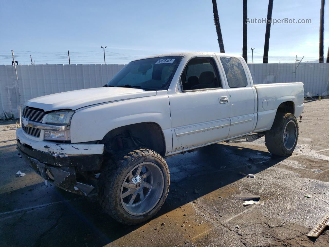 2003 Chevrolet Silverado K1500 White vin: 1GCEK19T73E308115