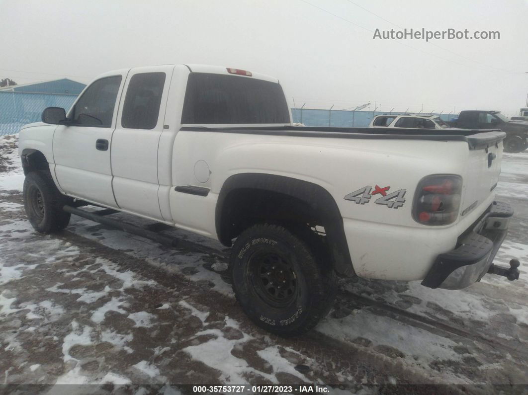 2003 Chevrolet Silverado 1500   White vin: 1GCEK19V53Z313078