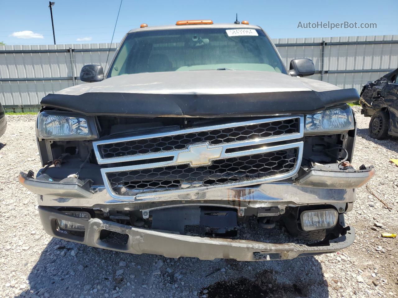 2003 Chevrolet Silverado K1500 Heavy Duty Tan vin: 1GCGK13U73F125463