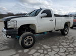 2008 Chevrolet Silverado C2500 Heavy Duty White vin: 1GCHC24K98E106656