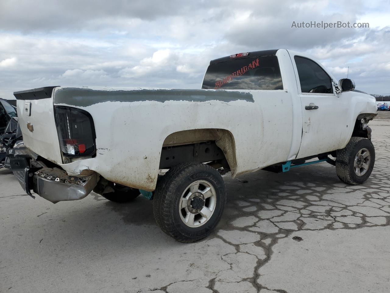 2008 Chevrolet Silverado C2500 Heavy Duty White vin: 1GCHC24K98E106656