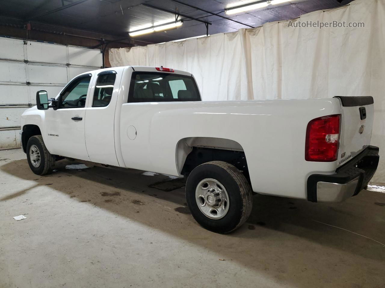 2008 Chevrolet Silverado C2500 Heavy Duty Белый vin: 1GCHC29K78E209969